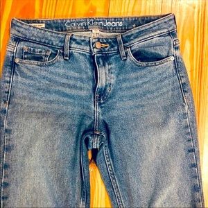 Calvin Klein skinny jeans- RUN SMALL!!! Read desc
